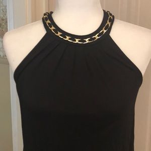 Cable & Gauge gold chain neckline